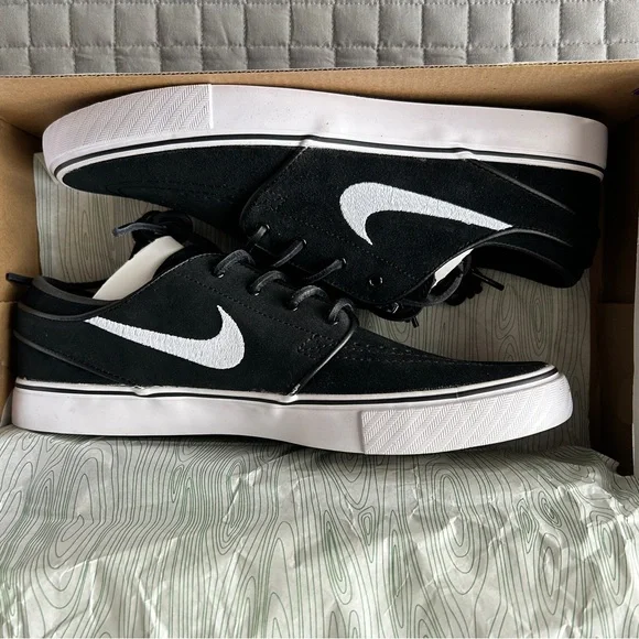 NIB! Nike SB Zoom Janoski OG+ Black & White Skateboarding Shoes - Picture 2 of 10